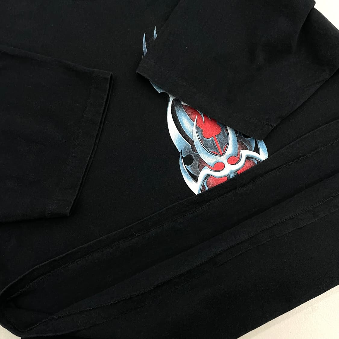 90s 싱글스티치 스컬 해골 트라이벌 빈티지 반팔 티셔츠 블랙 상품이미지3