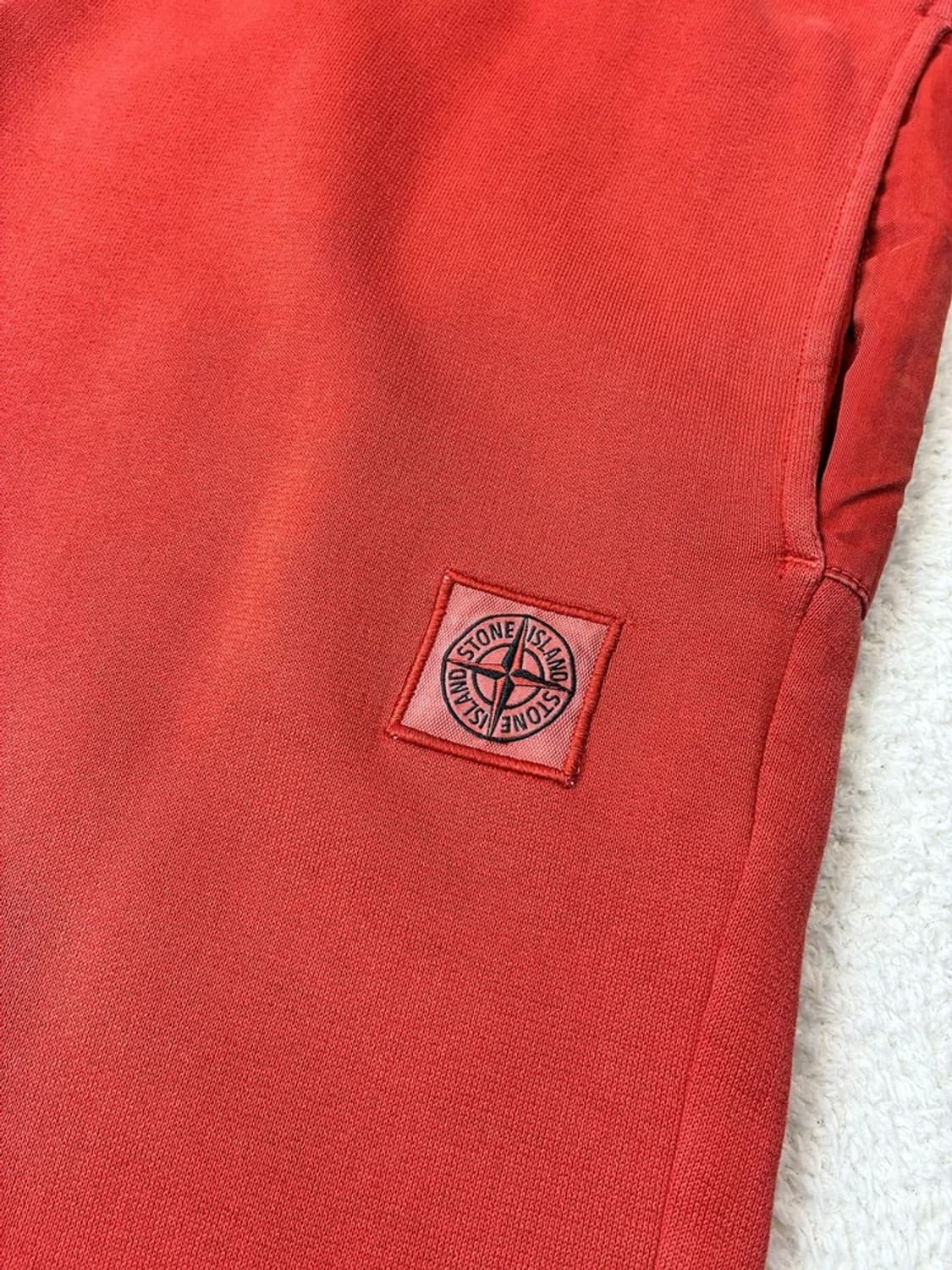 스톤아일랜드 스트레이트 시그니처 로고 스웻 팬츠 PN5990 상품이미지3