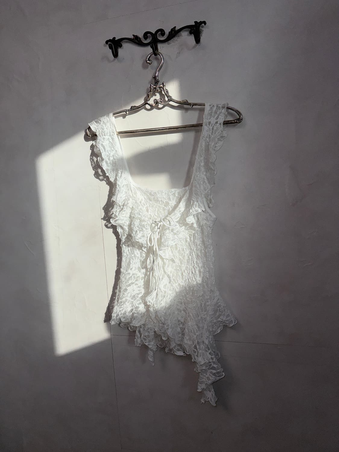 White floral lace unbalanced sleeveless  상품이미지2