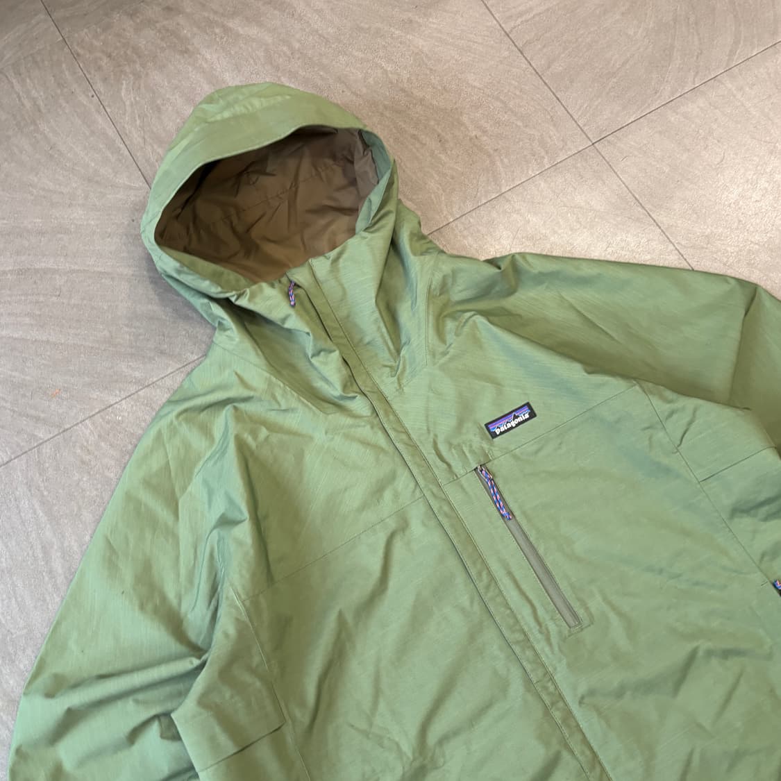 파타고니아 그린 토렌쉘 3l 바람막이 자켓 상품이미지2