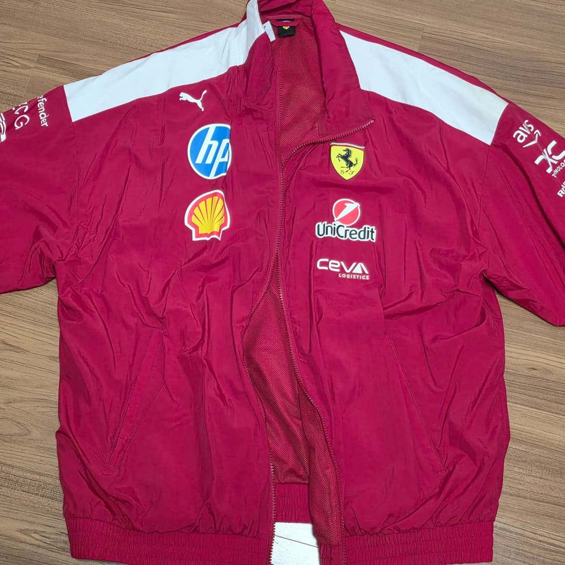 퓨마 페라리 자켓 L사이즈 판매합니다! 상품이미지1