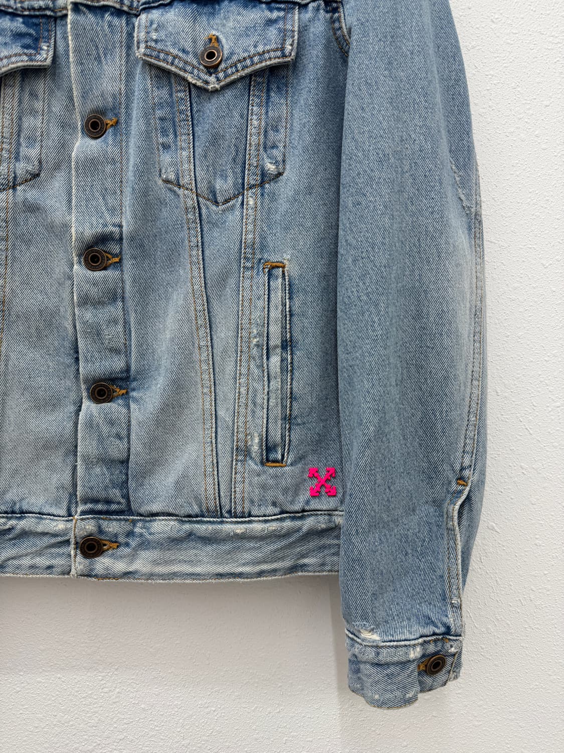오프화이트 블리치드 데님 자켓 상품이미지5