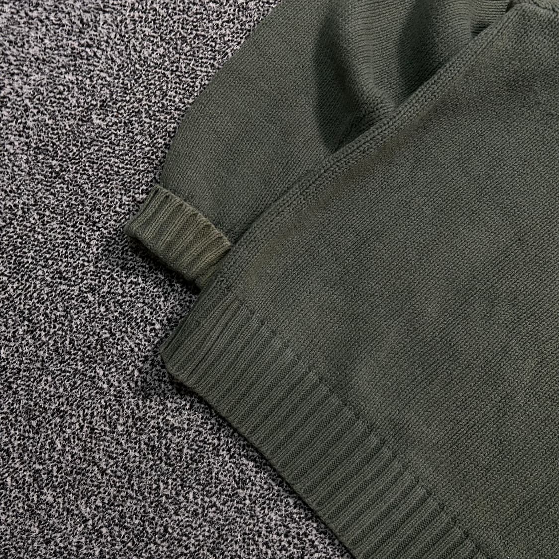 폴로 랄프로렌 브이넥 카키 니트 상품이미지3