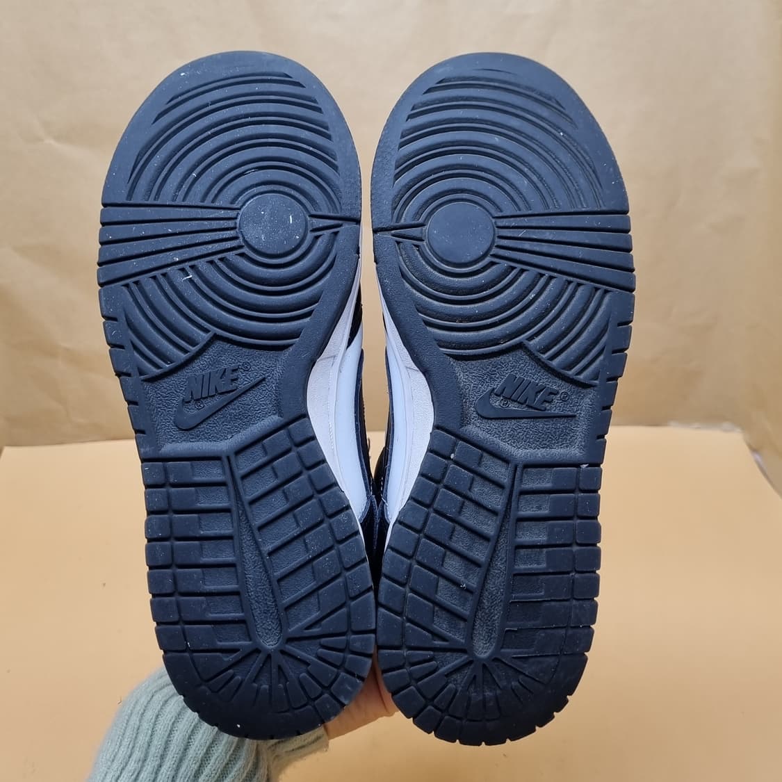 나이키 덩크 로우 범고래 운동화245  상품이미지3