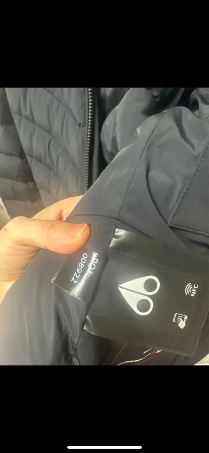 무스너클 경량패딩 새상품 상품이미지4