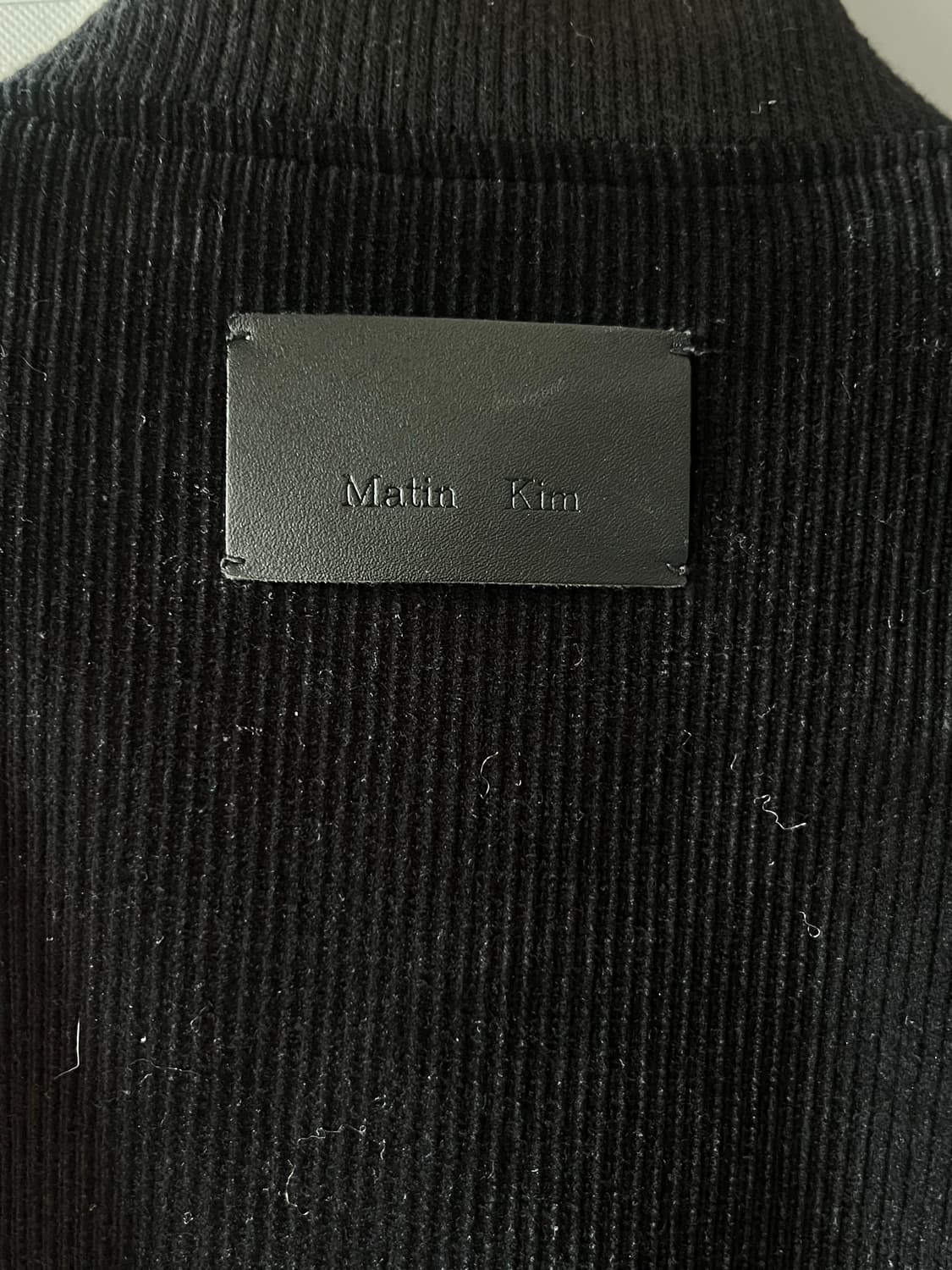 마뗑킴 우먼 코듀로이 베이스볼 점퍼 네이비색상 상품이미지7