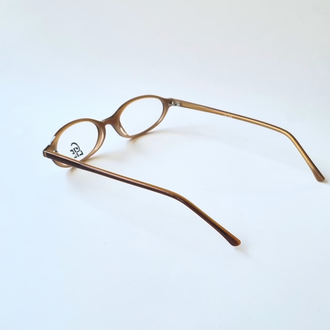 데드스탁 긱시크 초경량 오벌 뿔테안경테  530 상품이미지6