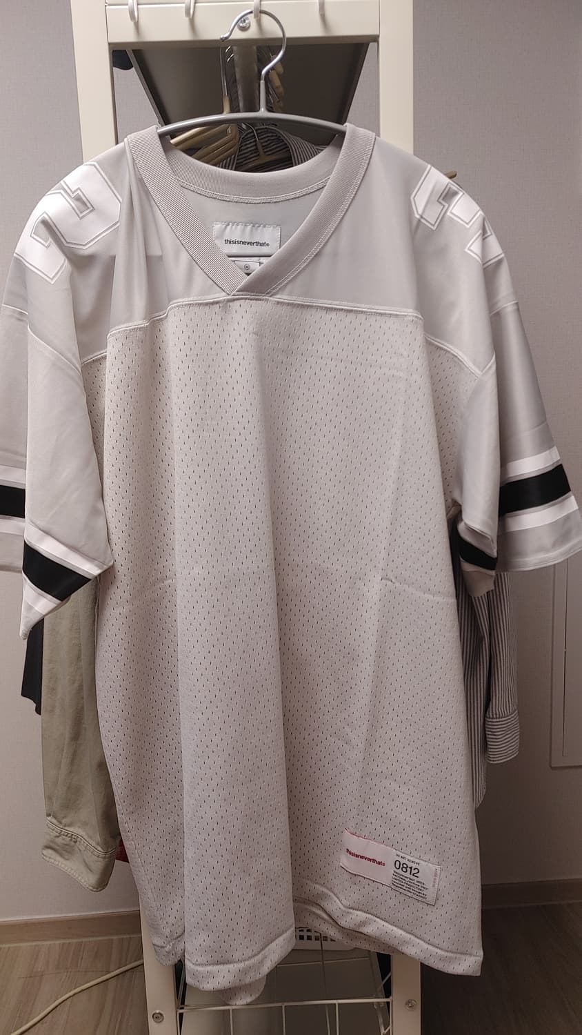 디스이즈네버댓 메쉬 풋볼 티셔츠 그레이 M 상품이미지1