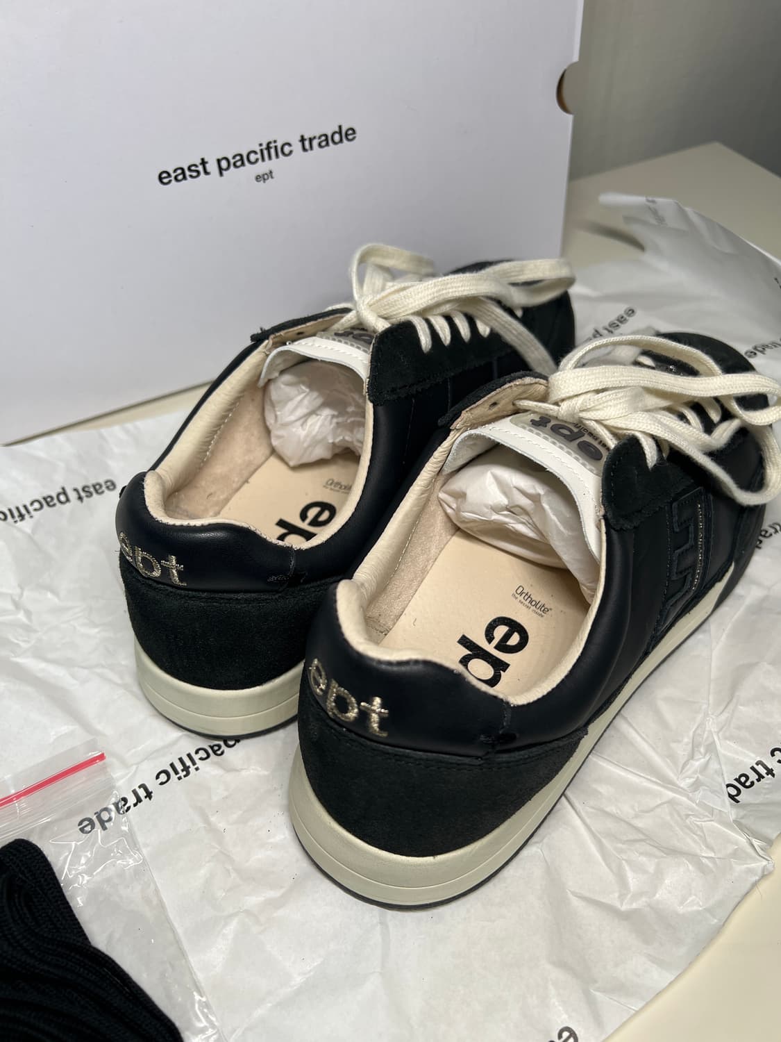 EPT Diego 블랙/벨루가 정가 13.9만 판매 상품이미지6