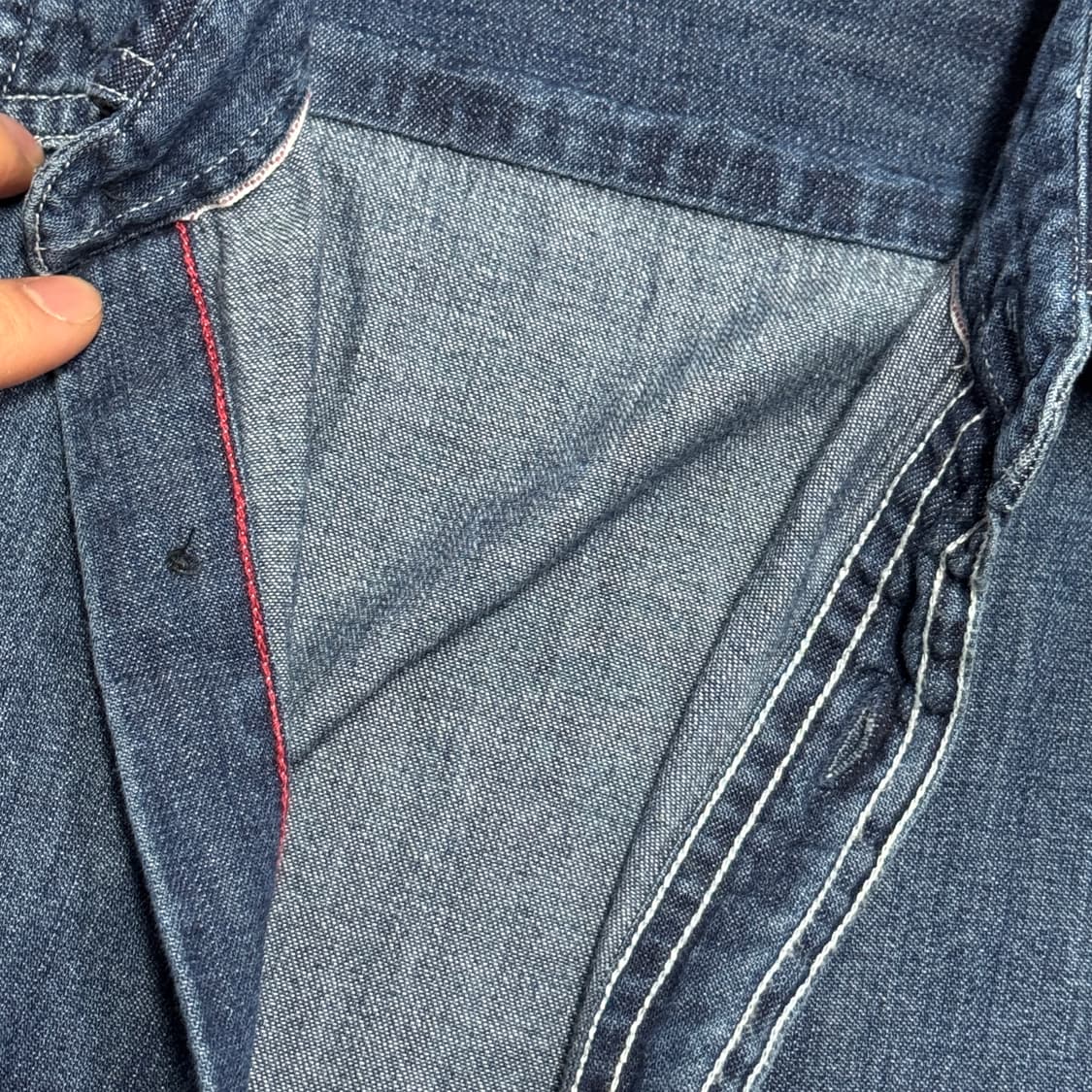 유니클로 진청 샴브레이 데님셔츠 L 상품이미지5