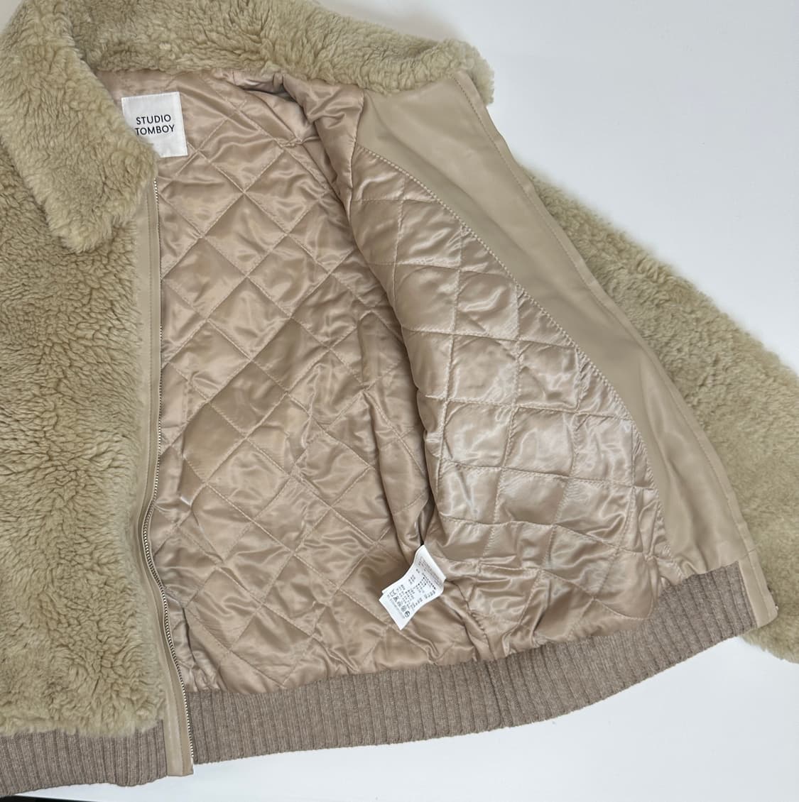 스튜디오 톰보이 시어링 퍼 자켓 (누빔) 상품이미지3