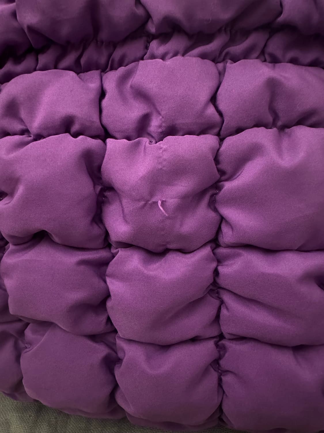 COS코스 퀼티드 오버사이즈 숄더백 퍼플 상품이미지6