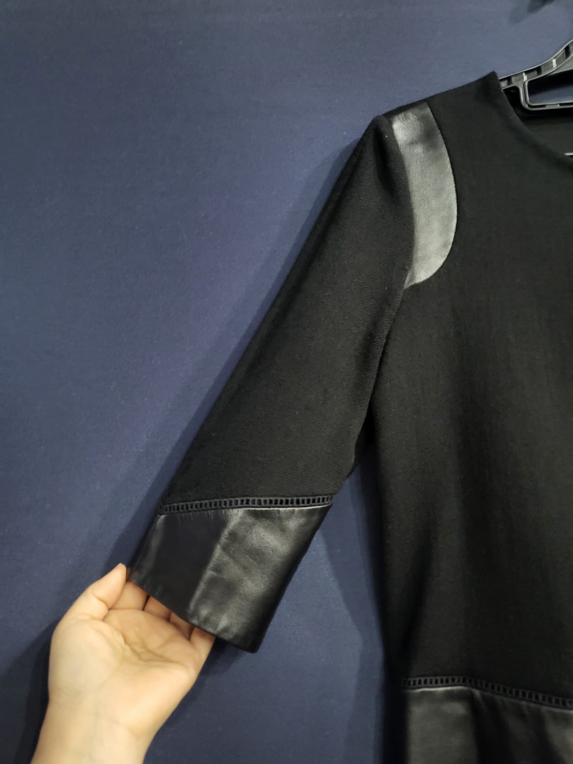 마쥬 양가죽 모 집업티 상품이미지2