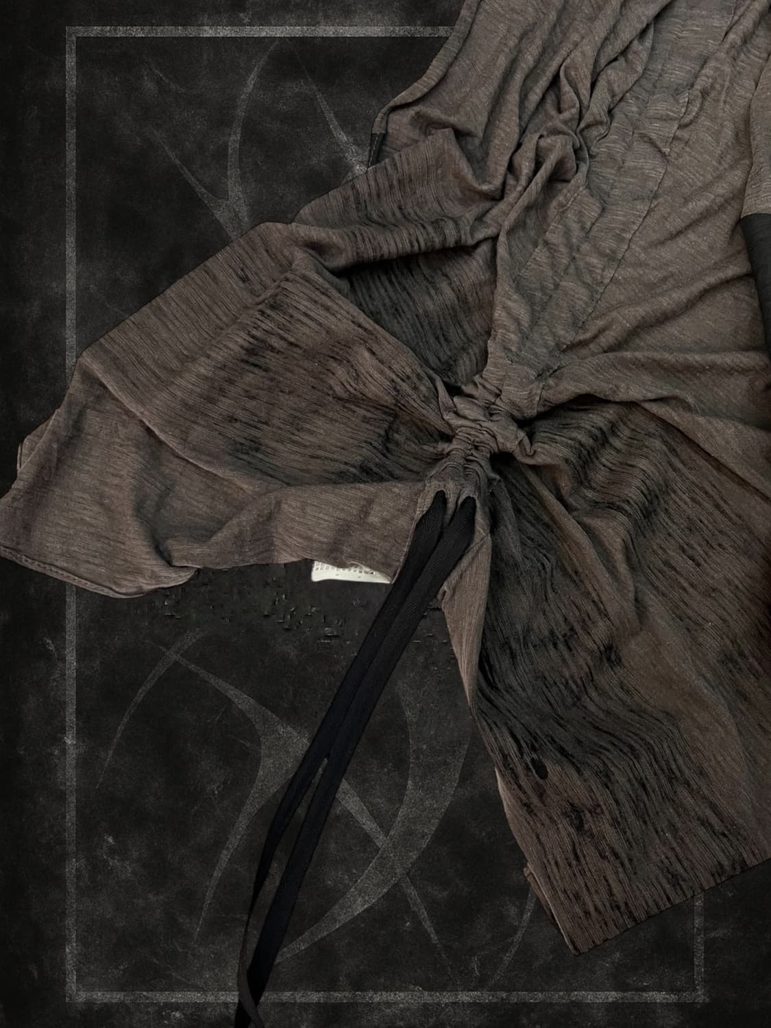 'DEMOO' strap shirring detailed scarf 상품이미지5
