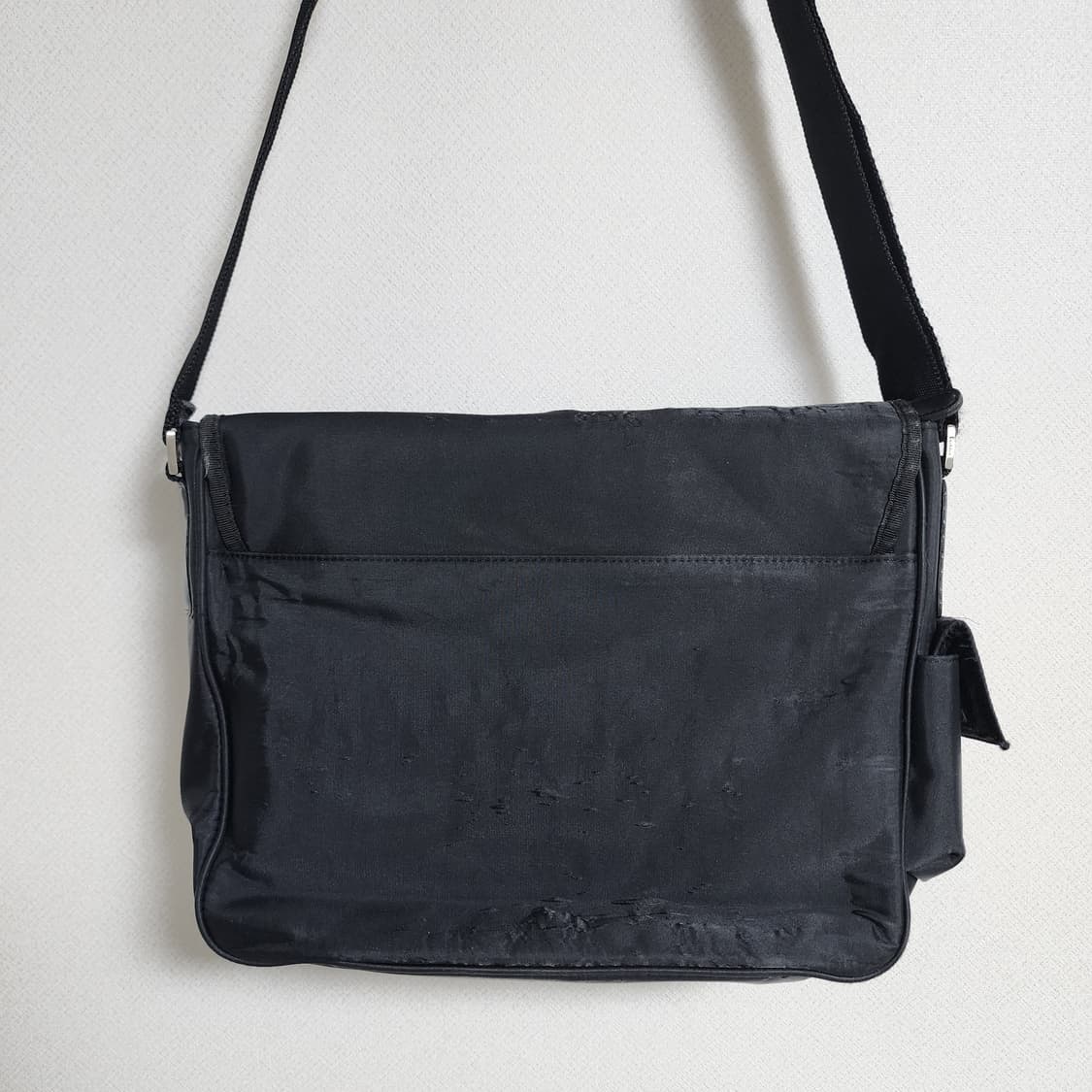 프라다 나일론 스포츠 크로스백 메신저백 상품이미지2