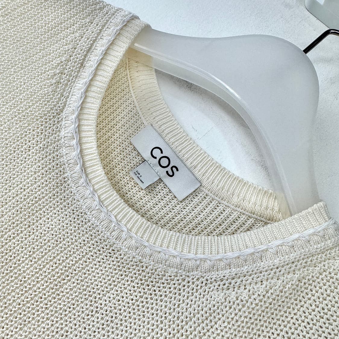 COS 슬리브리스 니트 드레스 상품이미지3