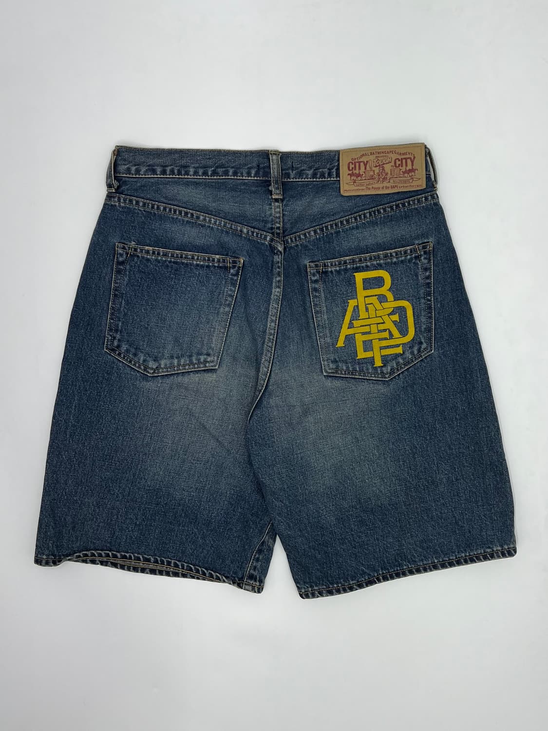 베이프 og 로고 데님숏츠 상품이미지2