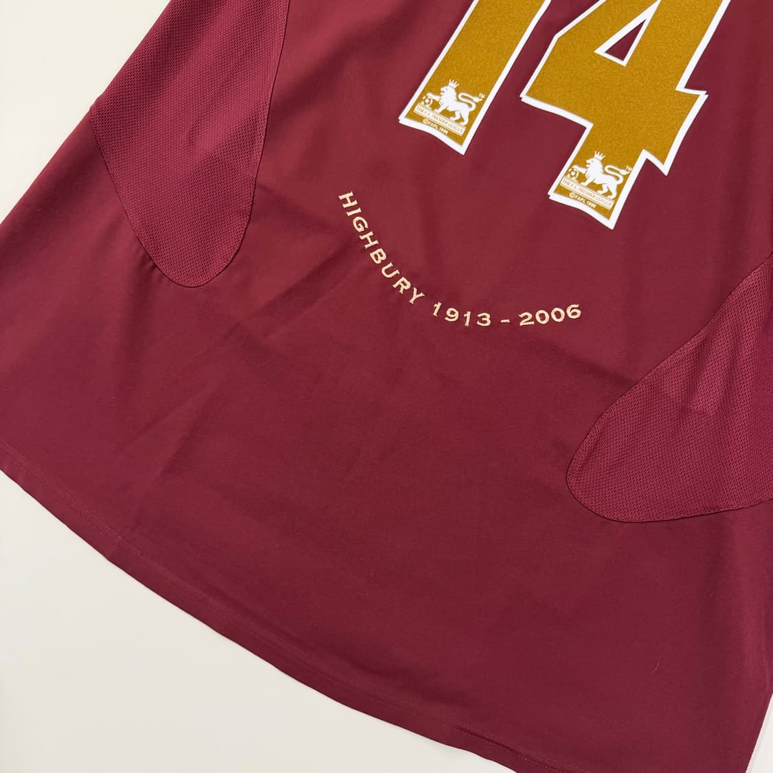 05-06 아스날 홈 하이버리 앙리 유니폼 상품이미지3