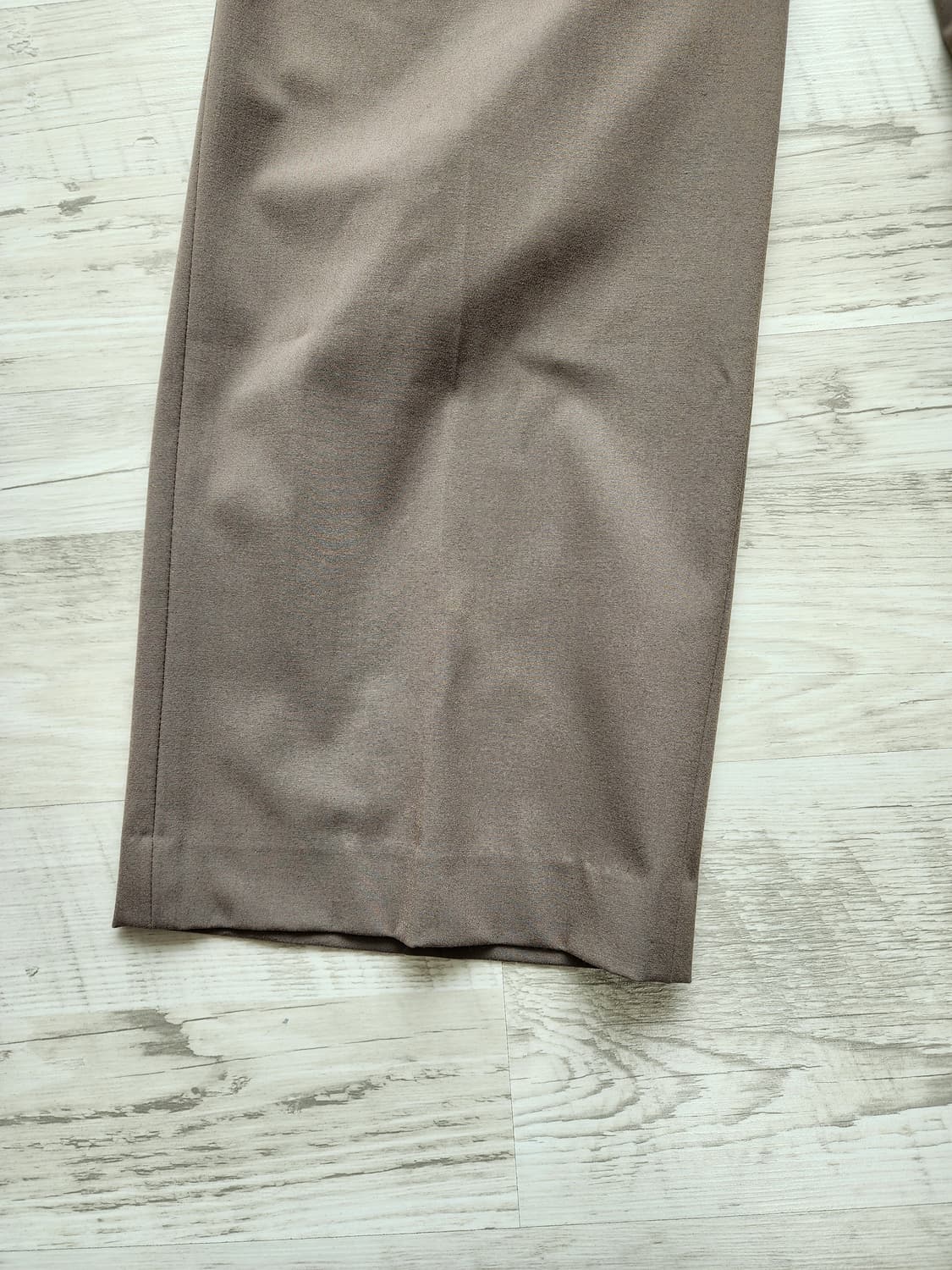 MUSINSA 무신사 스탠다드 와이드핏 슬랙스 팜. 34인치 정장 바지 상품이미지3