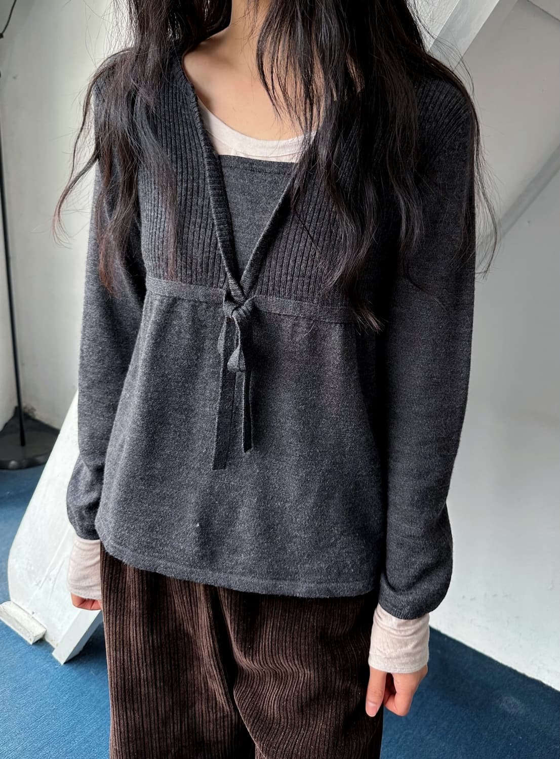 High gauge design strap knit TOP 상품이미지6