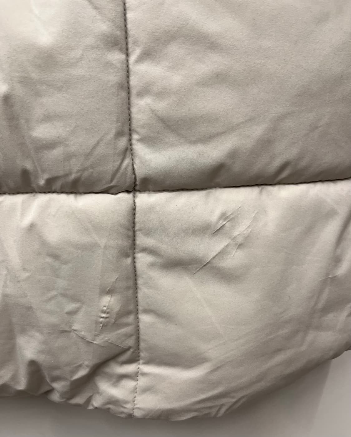 에디바우어 패딩 조끼 M 상품이미지4