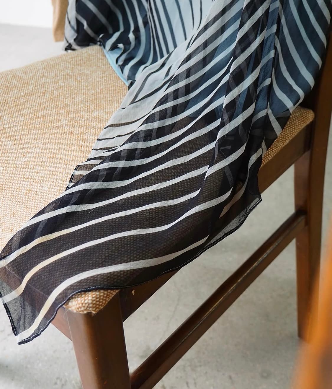 BCBG Max Azria silk skirt 상품이미지2