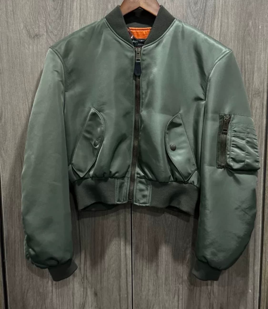 [S] 발렌시아가 17ss 크롭 봄버 자켓 상품이미지2