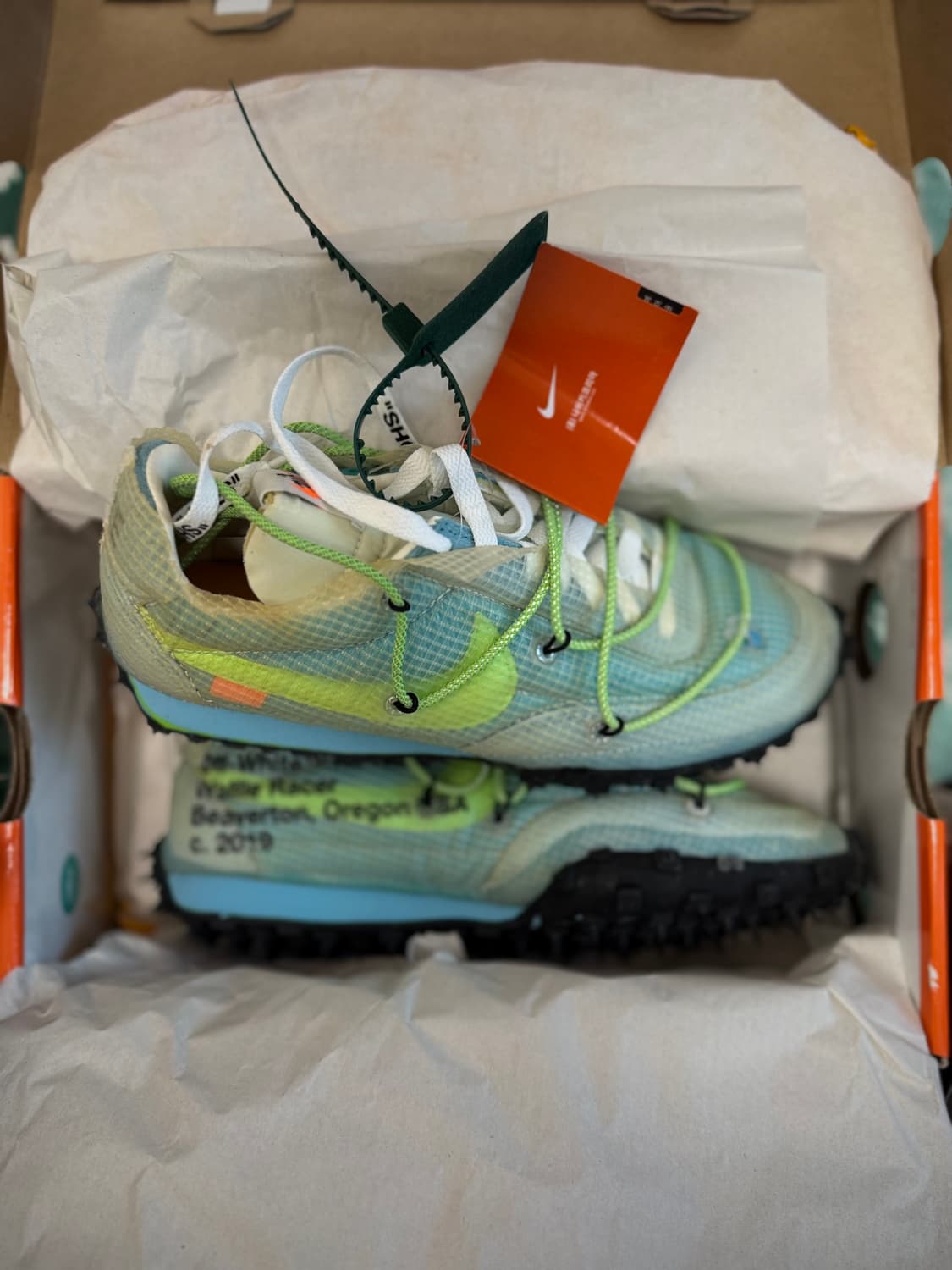 오프화이트 x 나이키 와플레이서 상품이미지1