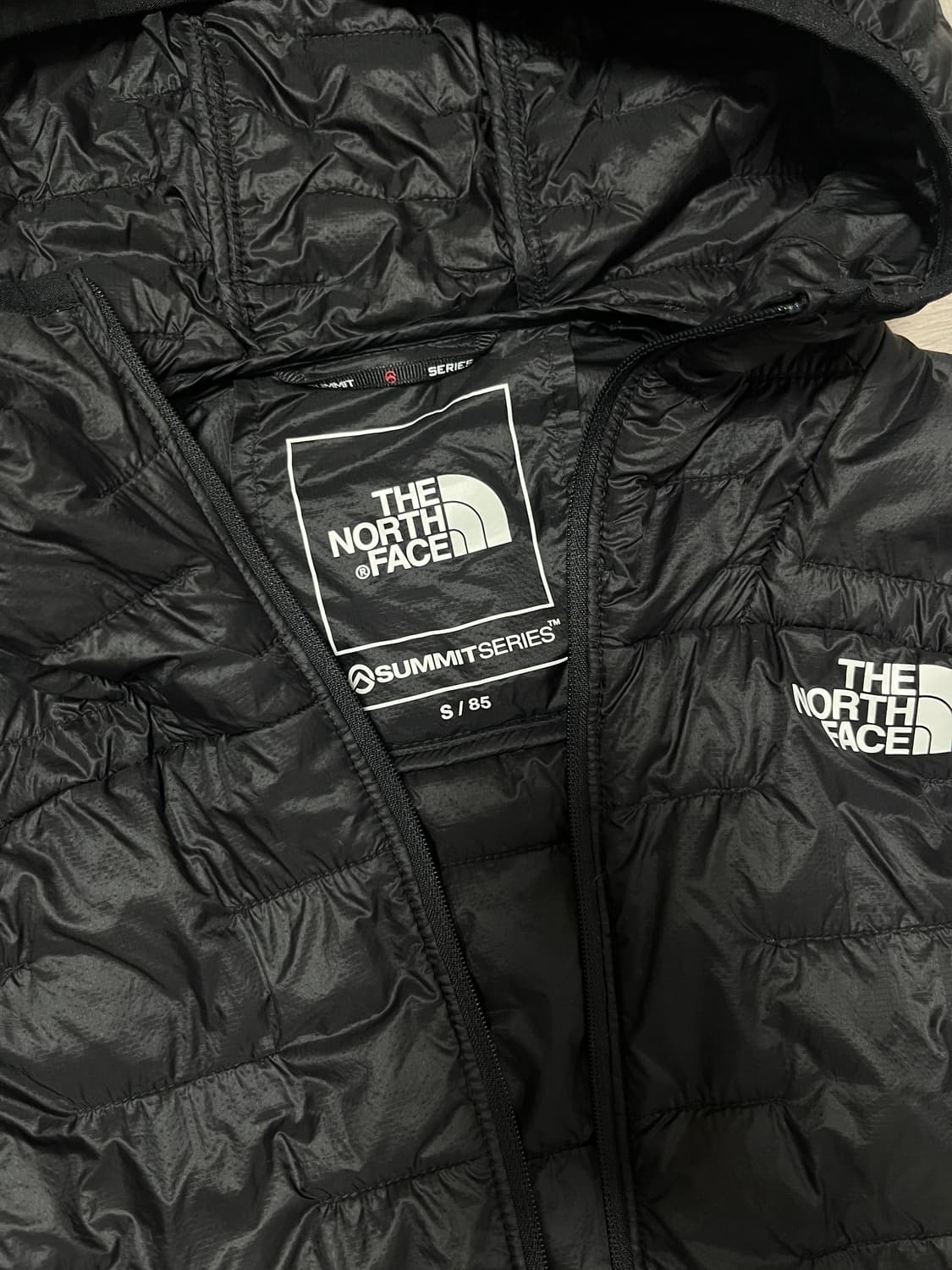 노스페이스 써밋 경량패딩 상품이미지3