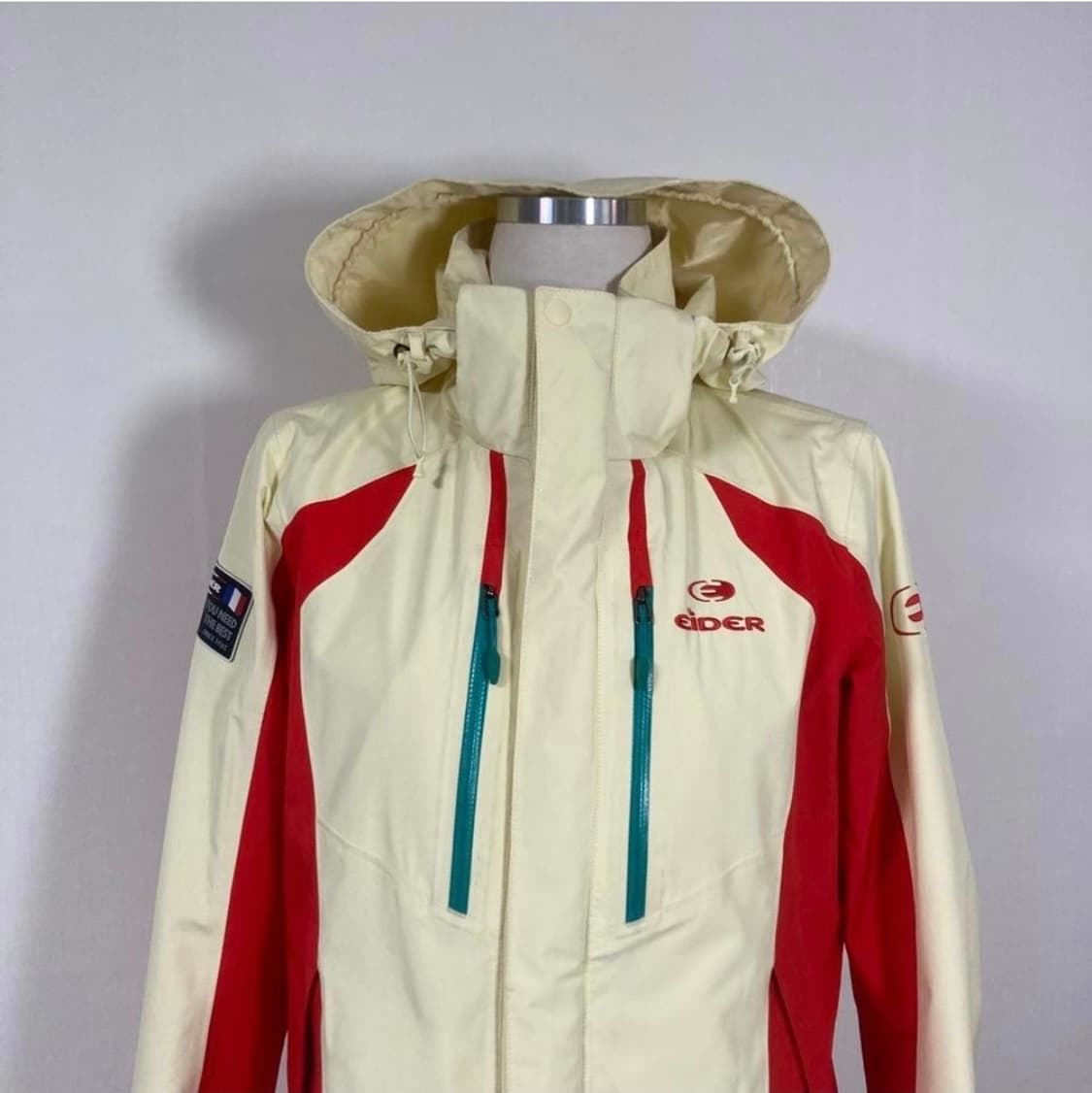 아이더 후드바람막이m 상품이미지2