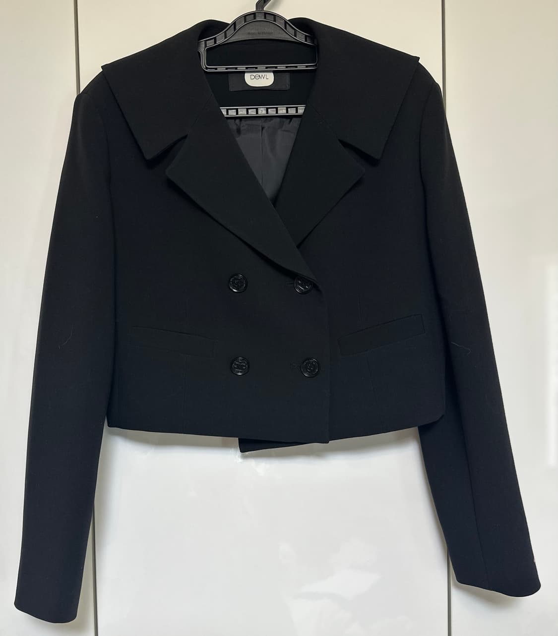 DEWL 듀엘검정색 크롭 자켓 상품이미지1