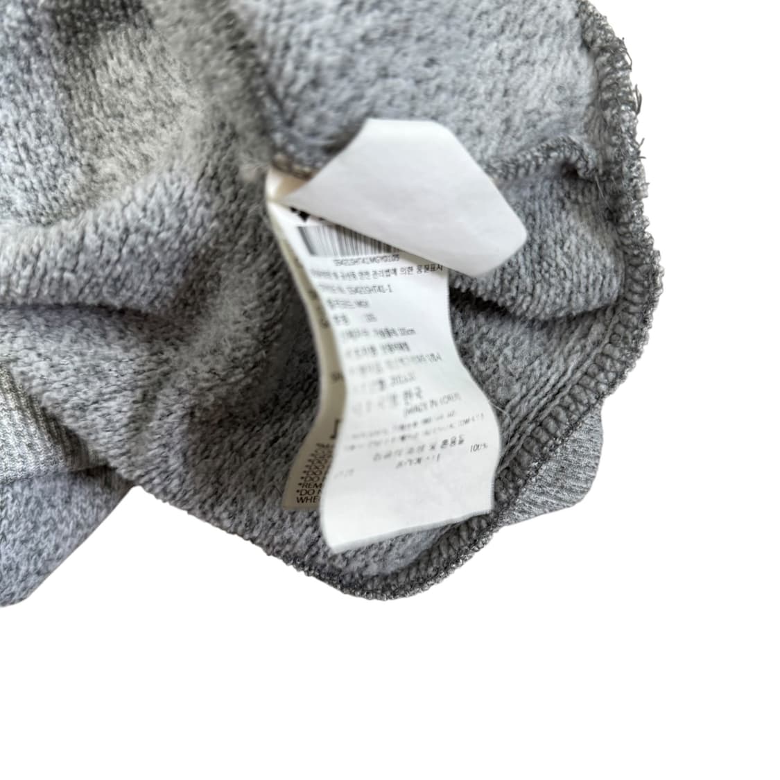 데상트 니트 상품이미지2