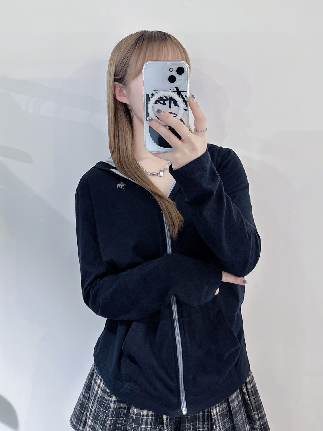 아베크롬비 자수로고 블랙 후드 슬리브 상품이미지2