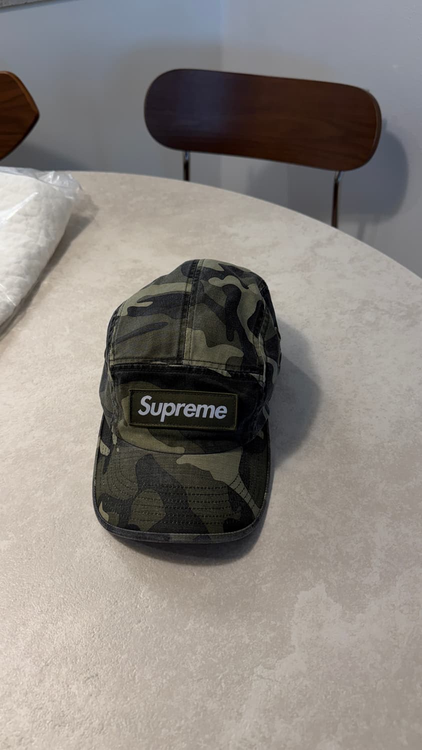 슈프림 23시즌 밀리터리 카모 캠프캡 상품이미지1