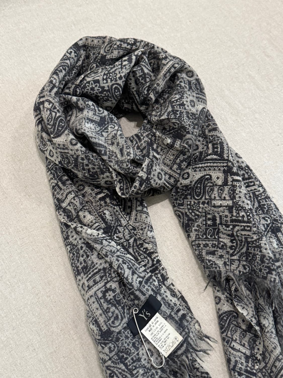 요지야마모토 울 믹스드 페이즐리 머플러 상품이미지3