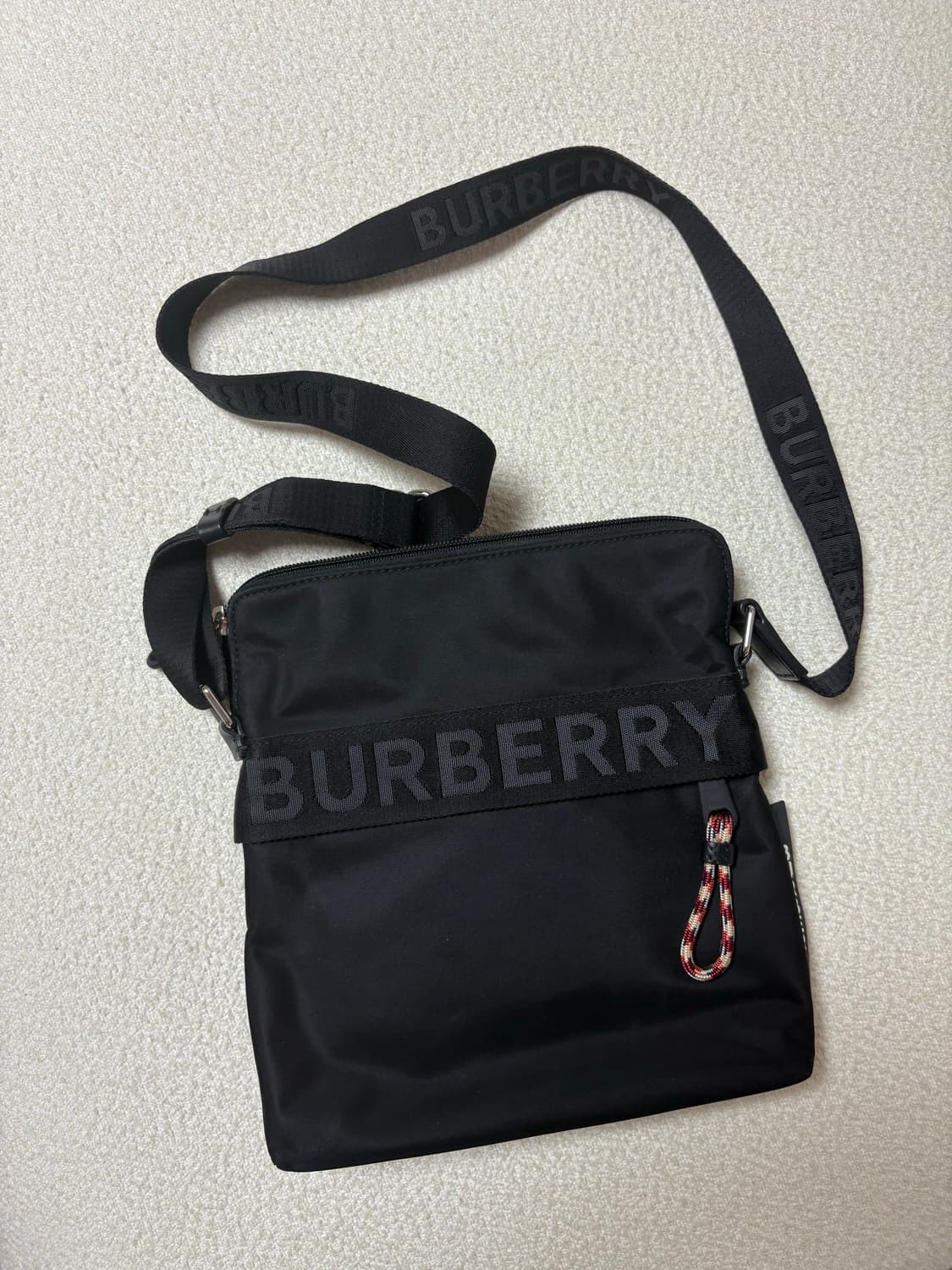 버버리 burberry 크로스 백 블랙 상품이미지1