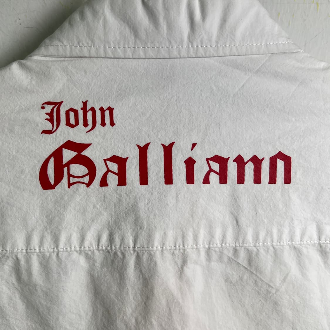 존 갈리아노 불테리어 그래픽 화이트 셔츠 M 상품이미지8