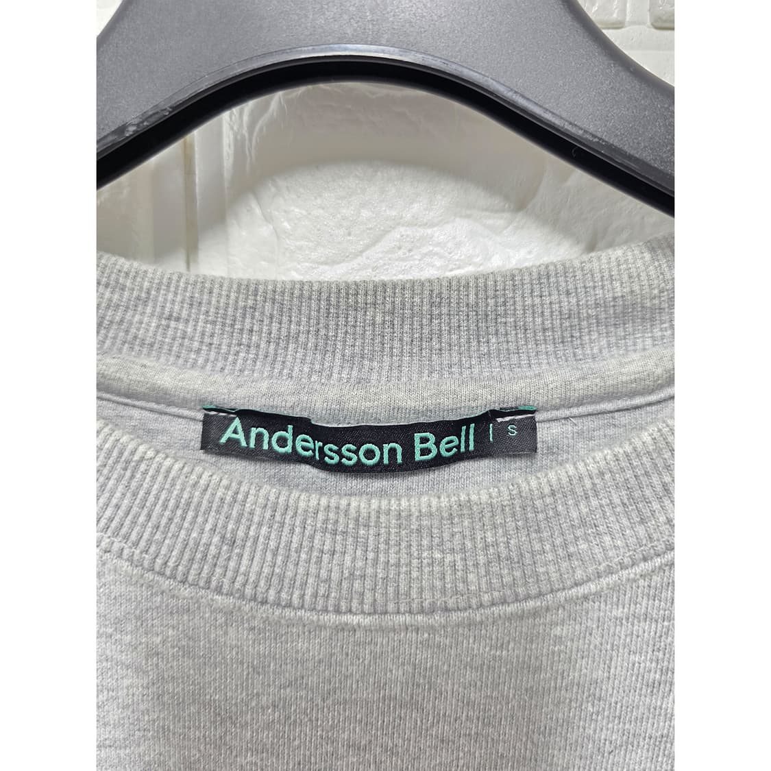 택포) 앤더슨벨 하트 자수 맨투맨 S 상품이미지2