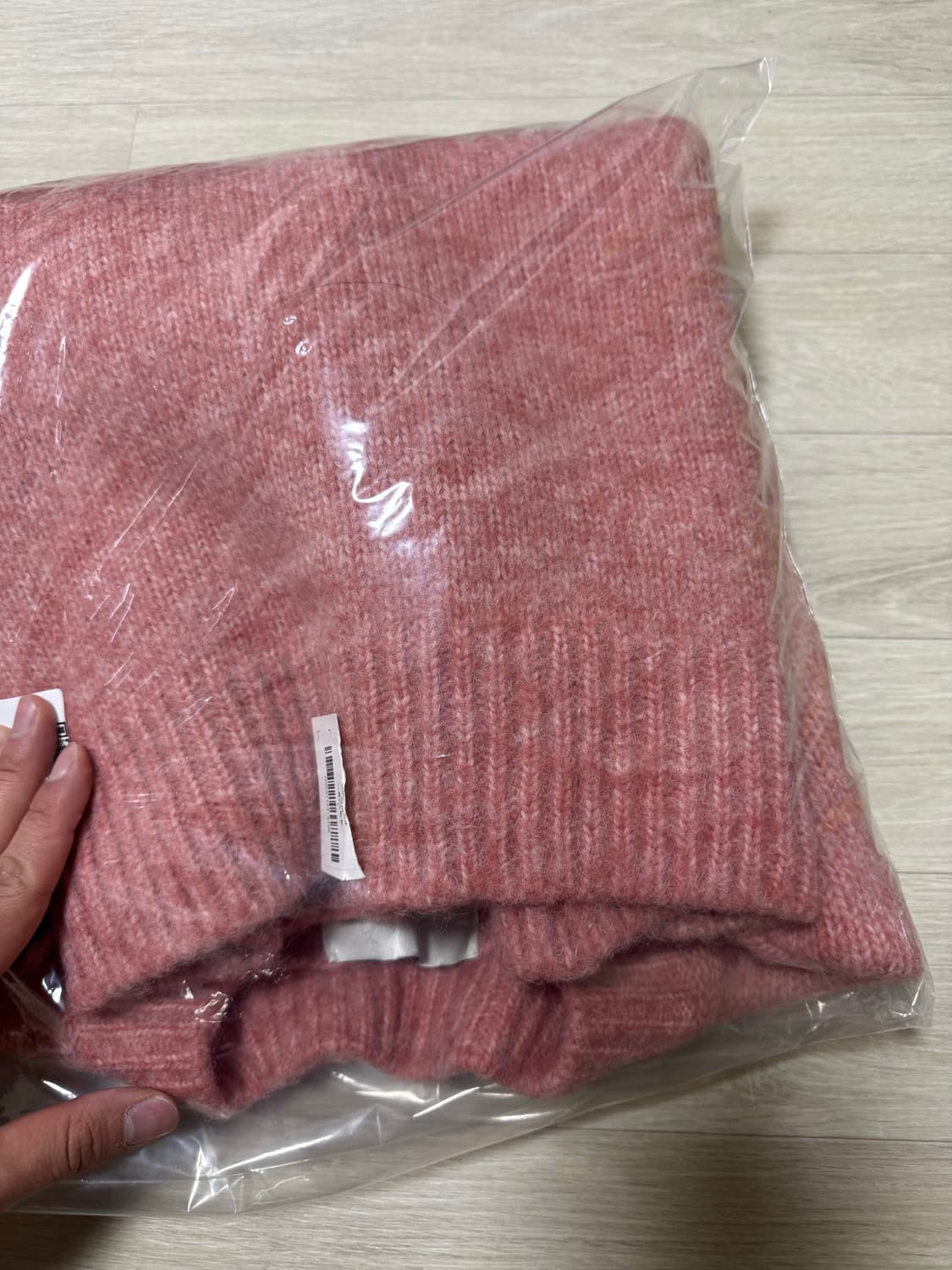 [L] SATUR 세터 핑크 브이넥 니트 상품이미지2