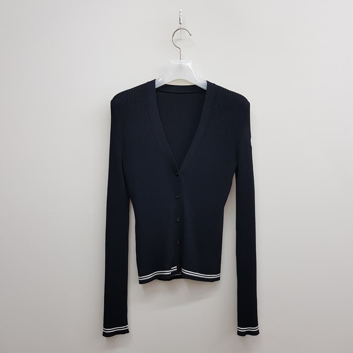 띠어리 2023 리갈 울 가디건 s사이즈 상품이미지3