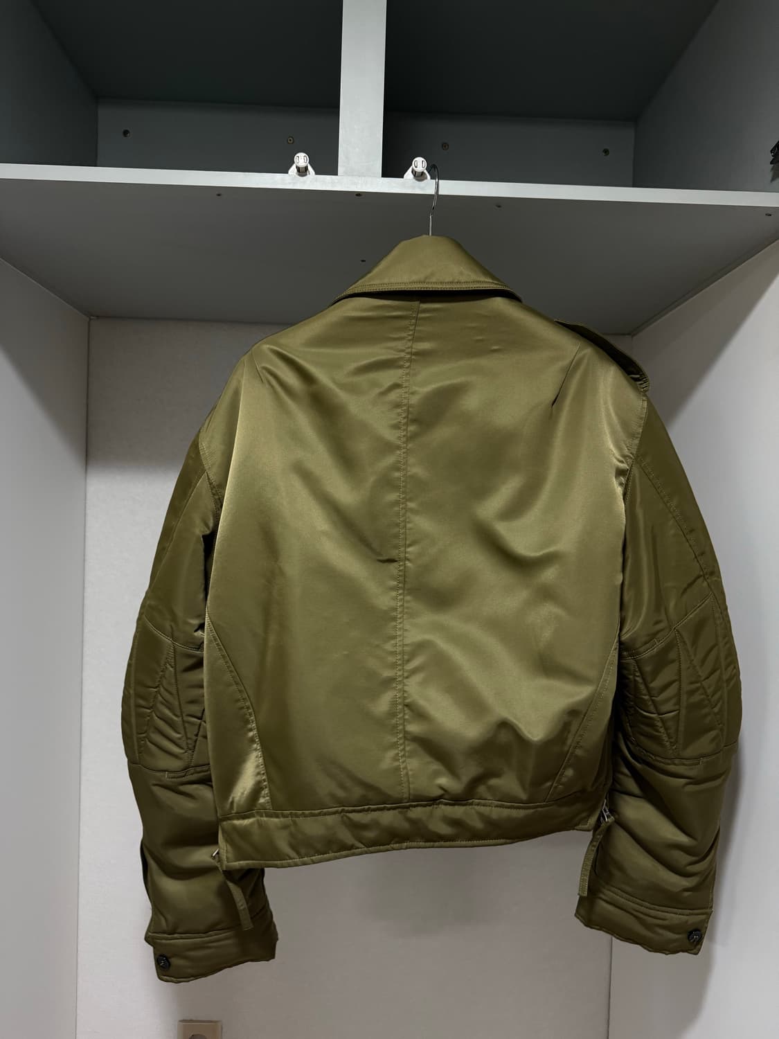 렉토 툴루즈 나일론 봄버 M 사이즈 팝니다 상품이미지2