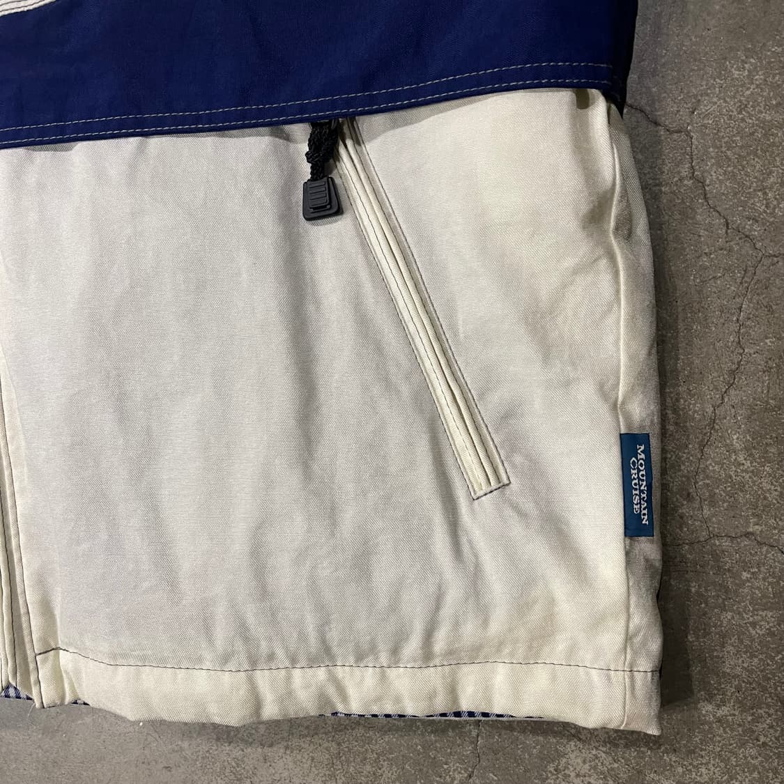 데상트 reversible down Vest   상품이미지2