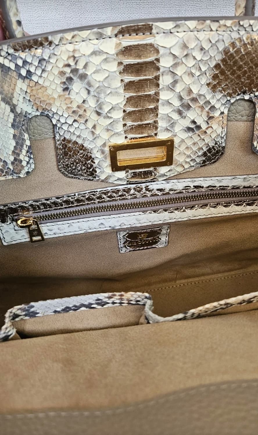 Jane couture 리얼 파이톤(뱀피) 핸드백
 상품이미지5