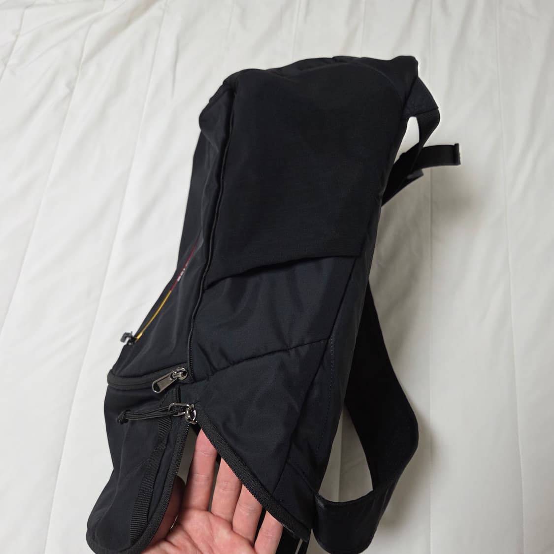살로몬 몽트 LT 백팩 15L 블랙 / V2 가방 상품이미지4