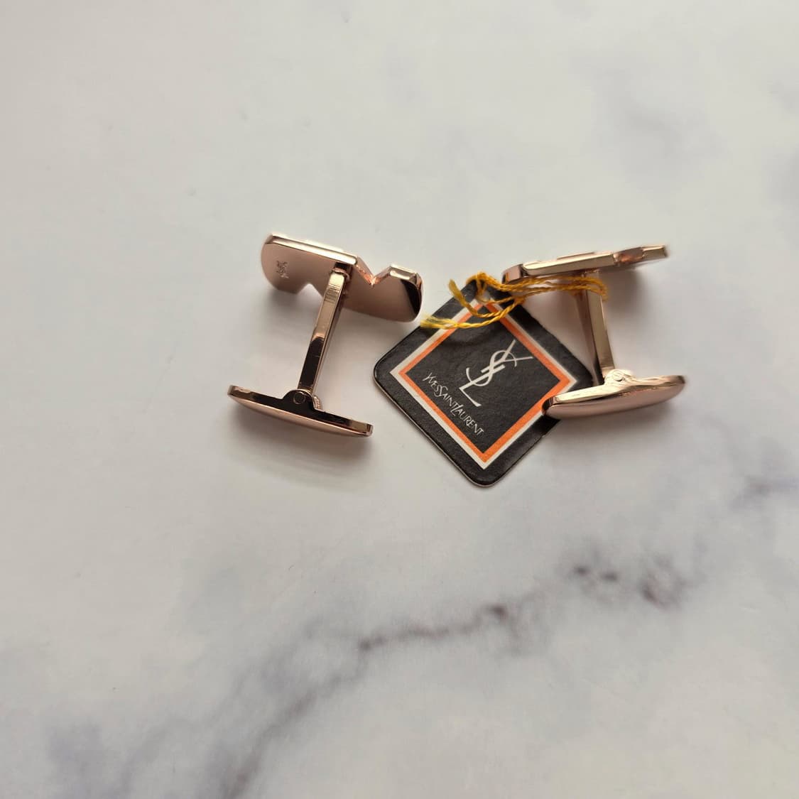 입생로랑 정품 명품 커프스 1.9cm  A+등급 J12
 상품이미지8