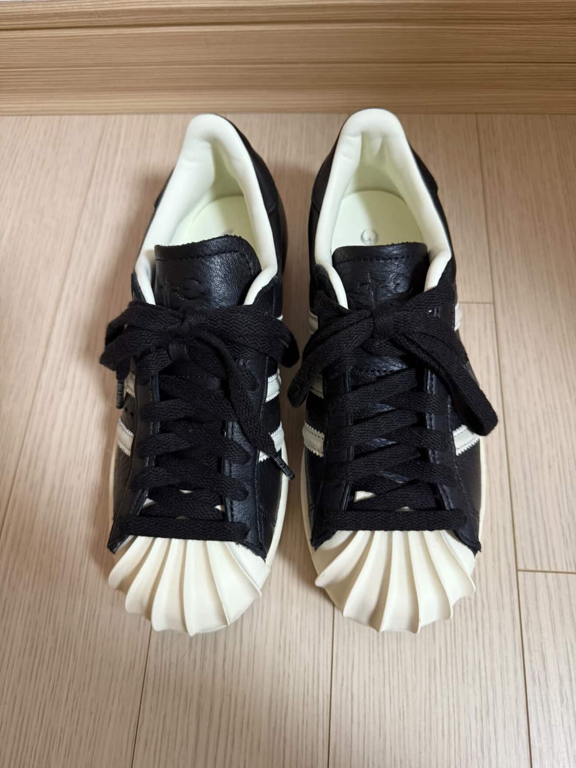 아디다스 떠그클럽 슈퍼스타 220 상품이미지6