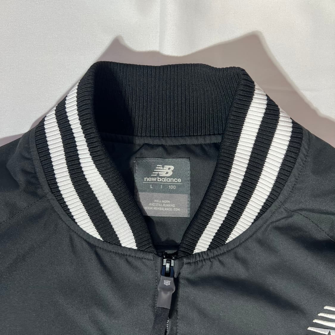[L/100]뉴발란스 KT WIZ 점퍼 상품이미지2