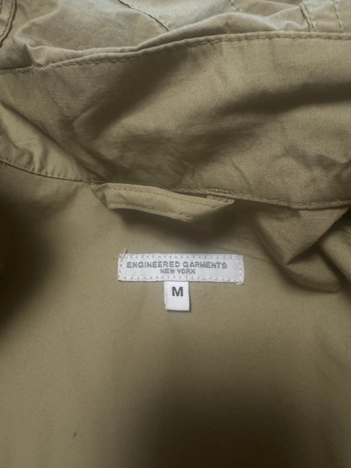 엔지니어드가먼츠  아틀란틱 m 카키 컬러 판매합니다 상품이미지5