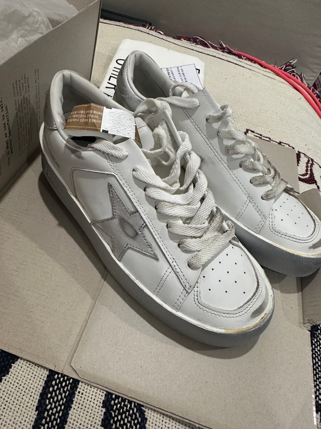 골든구스 스타단 화이트 실버탭 스니커즈 36 GWF00128-F00218 상품이미지3