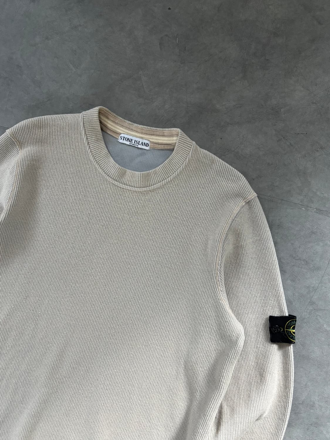 Stone-Island 스톤아일랜드 와펜 라운드넥 니트   상품이미지2